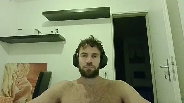 alpha-hunk online show from 10/12/25, 07:46