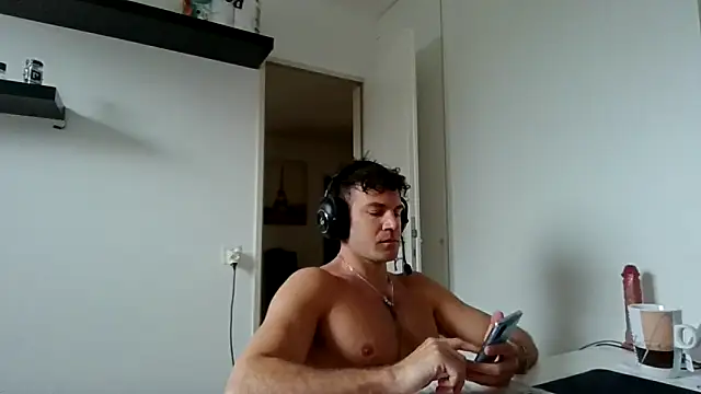 alpha-hunk online show from 03/27/26, 01:11