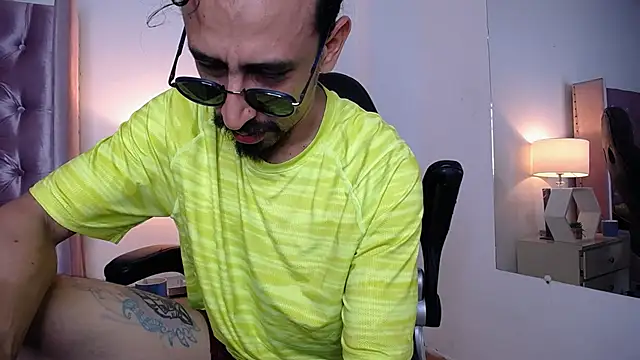 Sr Magnus  online show from 09/25/25, 06:39