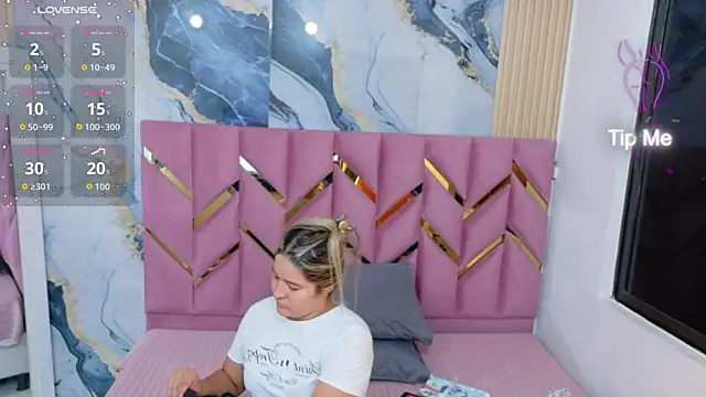 collegepawglovedaddy online show from 04/06/26, 07:59