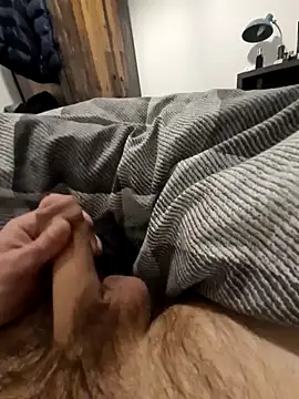 Snapshot of NiceBone000 chatting on 12/16/24, 07:32 NiceBone000 online show from 12/16/24, 07:32