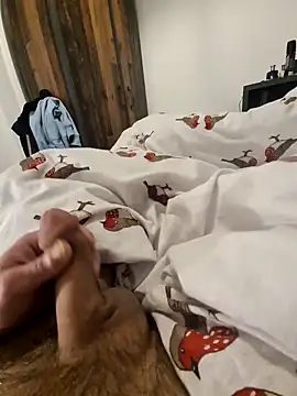 Snapshot of NiceBone000 chatting on 01/03/25, 10:08 NiceBone000 online show from 01/03/25, 10:08