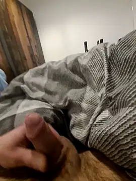 Snapshot of NiceBone000 chatting on 01/27/25, 05:15 NiceBone000 online show from 01/27/25, 05:15