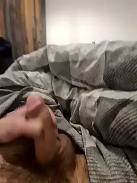 Snapshot of NiceBone000 chatting on 01/14/26, 03:45 NiceBone000 online show from 01/14/26, 03:45