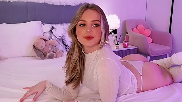 SIlviaBeyt online show from 01/18/25, 04:42