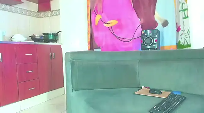 Yariya sensual online show from 01/03/25, 06:33