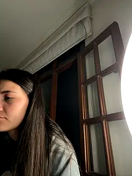 aurora divine online show from 10/16/25, 11:06