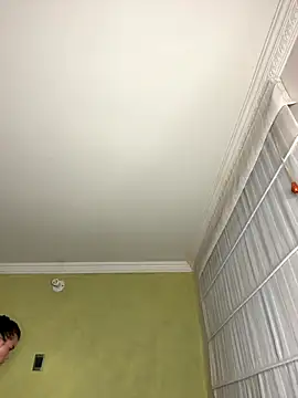 aurora divine online show from 12/15/25, 10:47