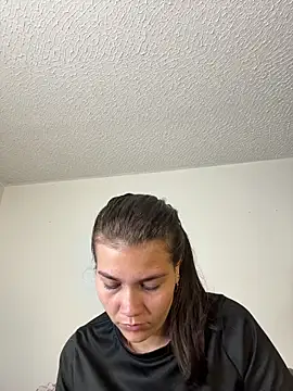 aurora divine online show from 03/27/26, 07:02