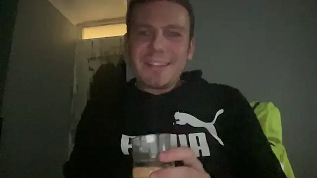 Snapshot of GotItGoin chatting on 10/07/25, 10:29 GotItGoin online show from 10/07/25, 10:29