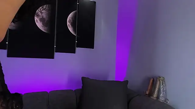 Snapshot of maddy_walker chatting on 01/21/25, 08:32 maddy walker online show from 01/21/25, 08:32