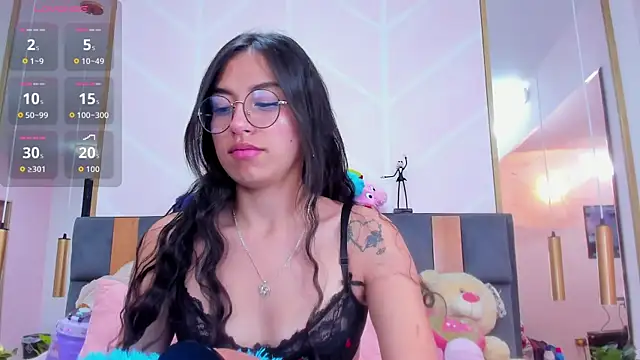 MadyJackson online show from 11/05/25, 11:32