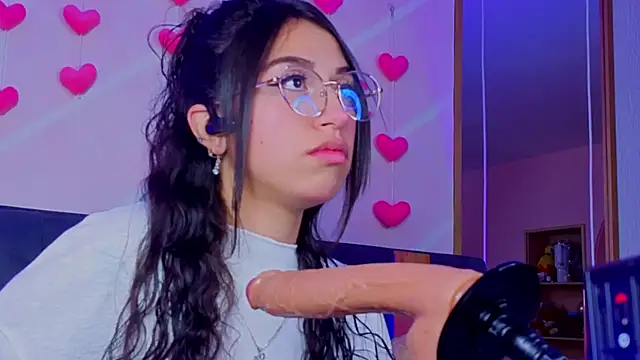 MadyJackson online show from 04/07/26, 12:05