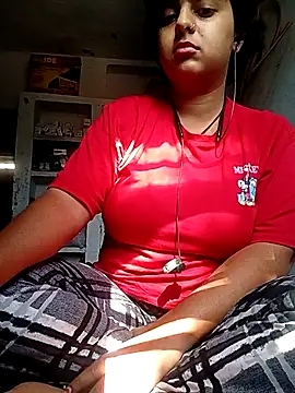 Snapshot of ruhi2003 chatting on 02/23/25, 08:28 ruhi2003 online show from 02/23/25, 08:28