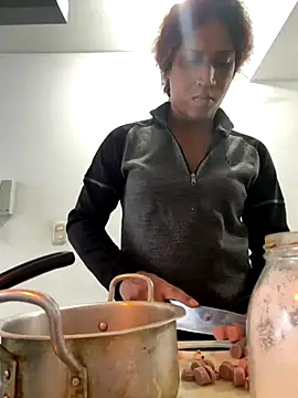 Snapshot of zahrivk1 chatting on 10/05/25, 04:38 zahrivk1 online show from 10/05/25, 04:38