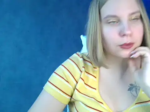 Thalia  Star online show from 01/11/25, 12:07