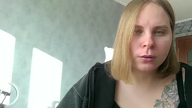 Thalia  Star online show from 02/08/25, 11:12