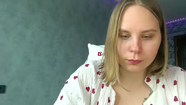 Thalia  Star online show from 02/10/25, 11:04