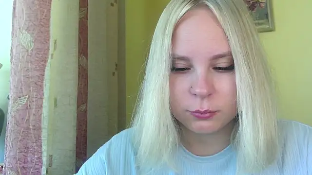 Thalia  Star online show from 09/10/25, 06:02