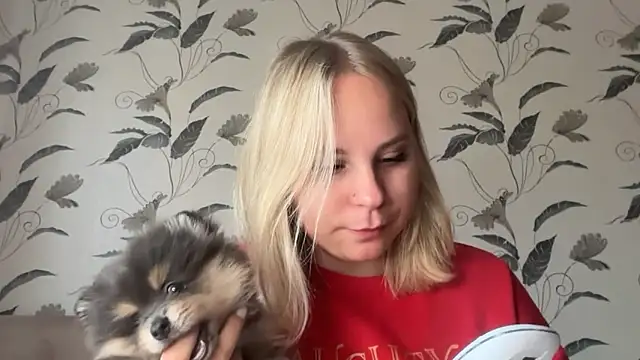 Thalia  Star online show from 10/01/25, 09:59