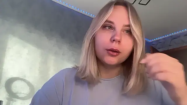 Thalia  Star online show from 11/13/25, 10:58