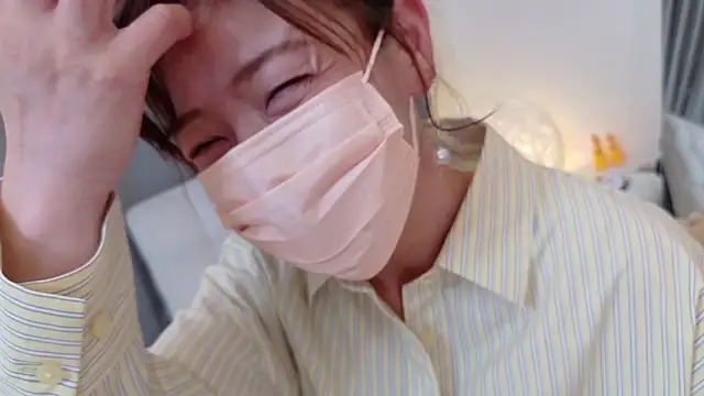 Risa 06 online show from 04/05/26, 12:13