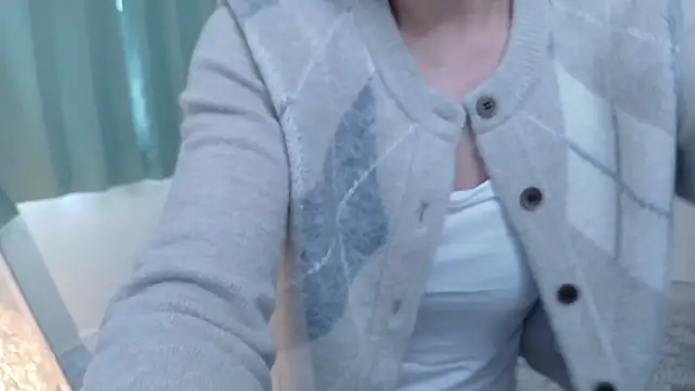 Snapshot of Risa_06 chatting on 05/05/26, 09:56 Risa 06 online show from 05/05/26, 09:56