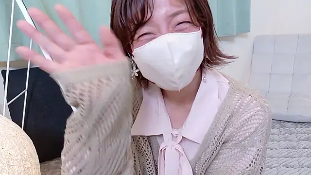 Snapshot of Risa_06 chatting on 05/15/26, 01:07 Risa 06 online show from 05/15/26, 01:07