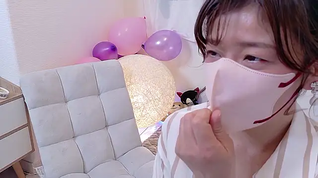 Snapshot of Risa_06 chatting on 06/04/26, 12:44 Risa 06 online show from 06/04/26, 12:44
