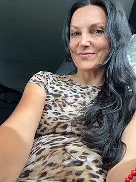 -OLYA- online show from 09/17/25, 12:40