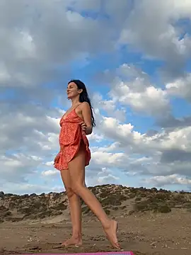 -OLYA- online show from 10/14/25, 02:07