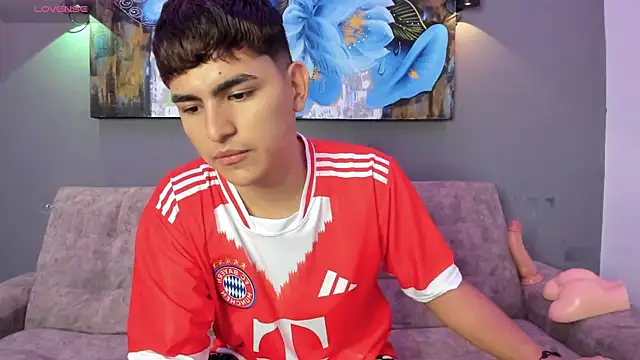 Snapshot of Lyam_ap chatting on 09/21/25, 06:42 Lyam ap online show from 09/21/25, 06:42