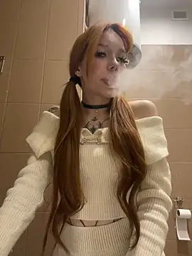Snapshot of babydolll chatting on 12/11/24, 05:15 babydolll online show from 12/11/24, 05:15