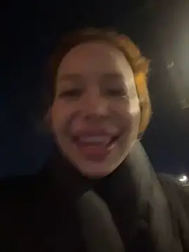 Snapshot of babydolll chatting on 03/15/25, 06:21 babydolll online show from 03/15/25, 06:21