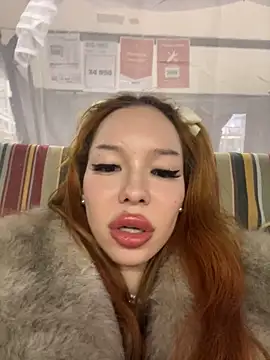 Snapshot of babydolll chatting on 03/19/25, 04:34 babydolll online show from 03/19/25, 04:34