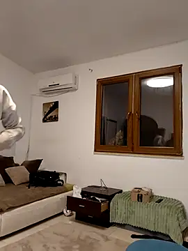 Snapshot of feetqueen96 chatting on 02/28/26, 05:36 feetqueen96 online show from 02/28/26, 05:36