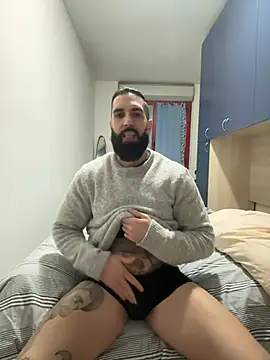 Snapshot of Gioeltoro89 chatting on 03/04/25, 05:34 Gioeltoro89 online show from 03/04/25, 05:34