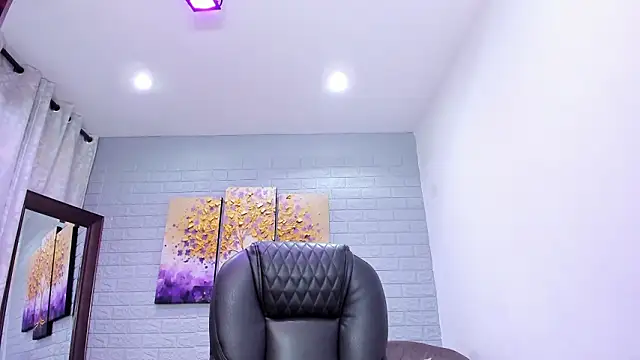 Snapshot of ebbafernandez_ chatting on 02/08/26, 11:46 ebbafernandez online show from 02/08/26, 11:46