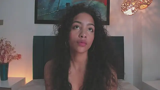 AntonellaHall  online show from 09/16/25, 12:06