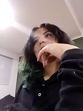 gigiqueen 18 online show from 03/20/26, 03:17