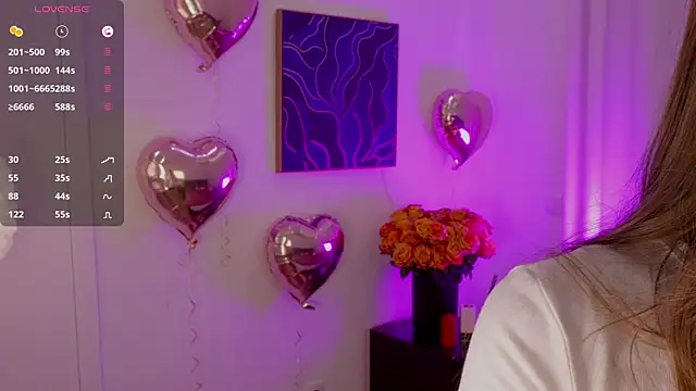 Lilly Colins online show from 02/15/25, 06:55