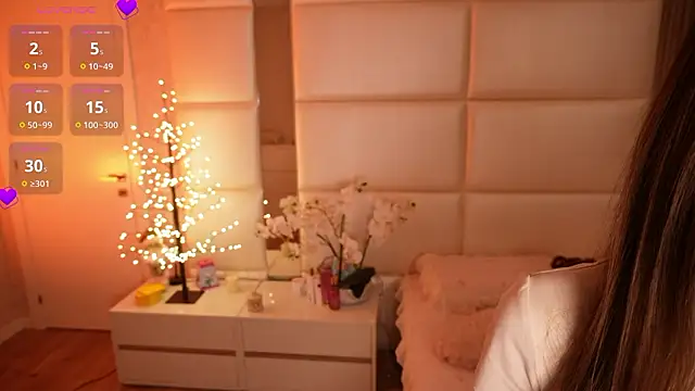 Lilly Colins online show from 02/27/26, 07:25