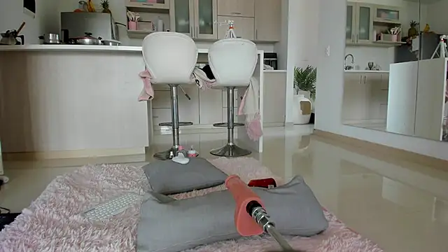 laupalacio777 online show from 03/03/25, 07:39