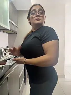 AntonellaAlondra4 online show from 03/10/26, 03:39