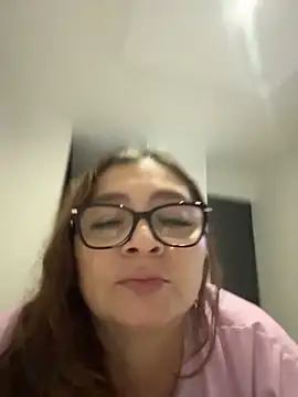 AntonellaAlondra4 online show from 05/08/26, 03:23