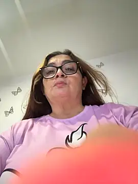 Snapshot of AntonellaAlondra4 chatting on 06/12/26, 03:27 AntonellaAlondra4 online show from 06/12/26, 03:27