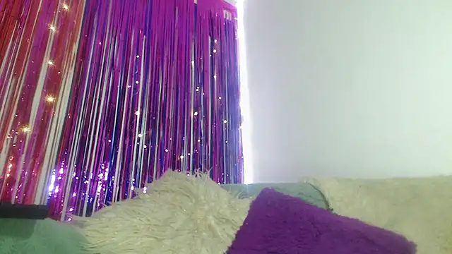 princesskitty111 online show from 01/18/25, 06:56