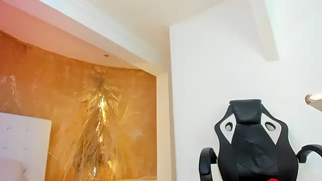 APRILL FOXX online show from 01/26/25, 05:02