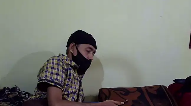 Pramila Manish online show from 02/17/25, 01:32