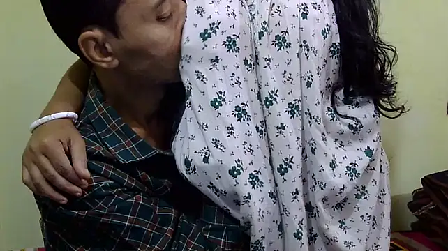 Pramila Manish online show from 11/18/25, 02:43